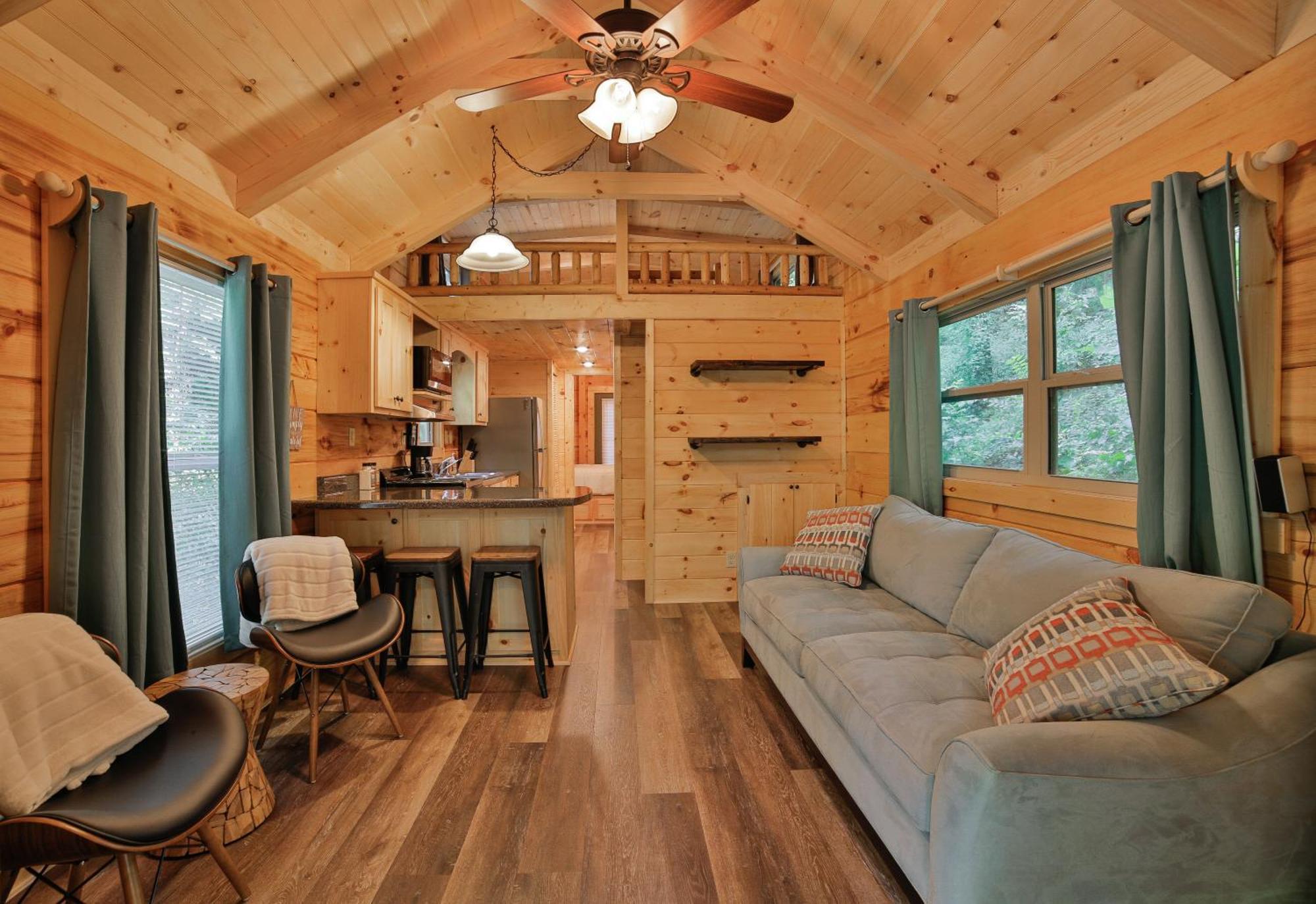 River Cabin Hot Tub & Swim Spa Near Downtown チャタヌーガ エクステリア 写真